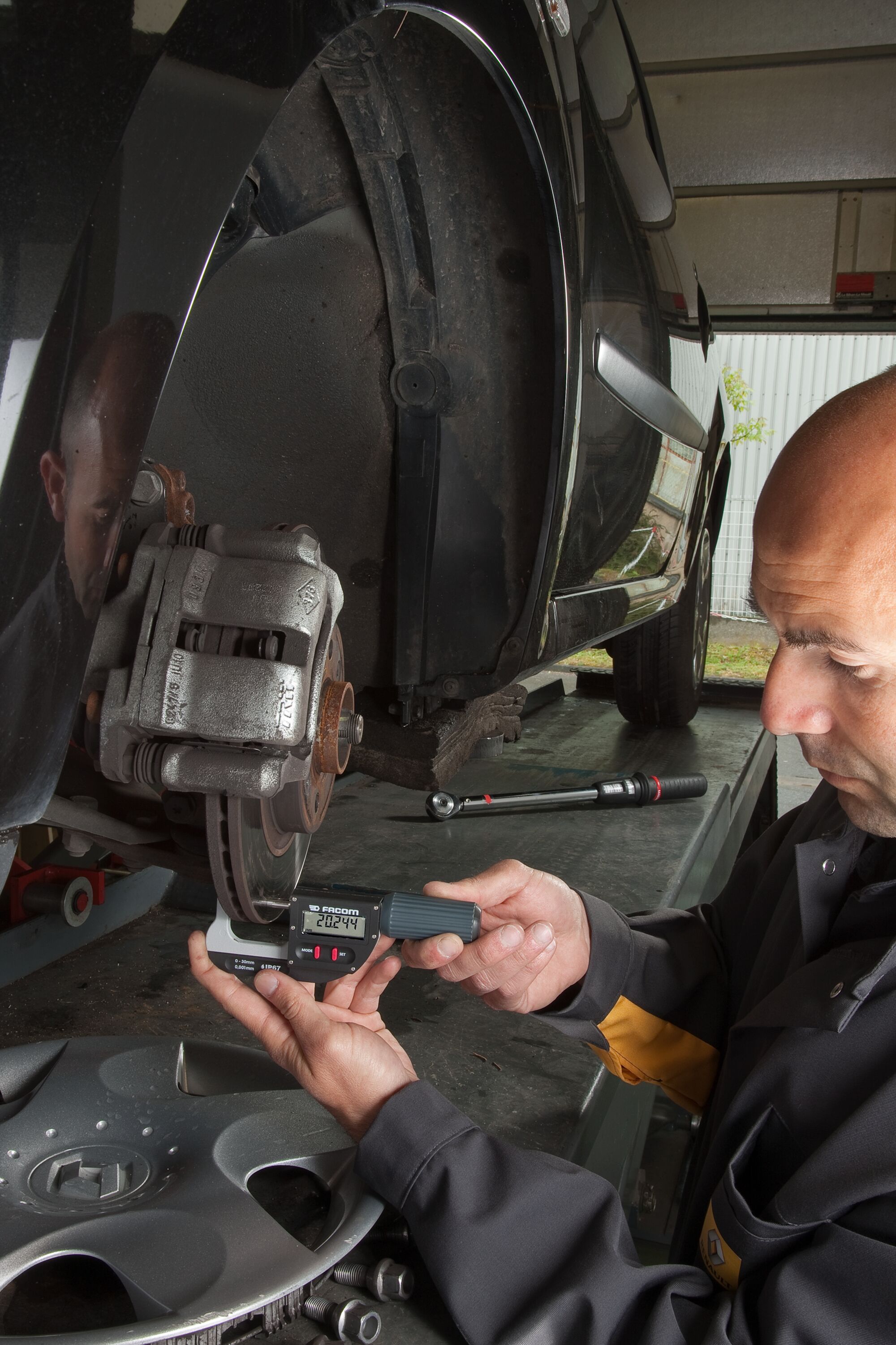 法国FACOM电子拉力计